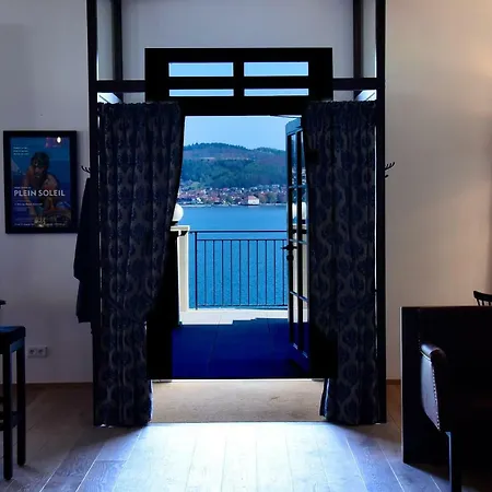 מלון Seehotel Linde